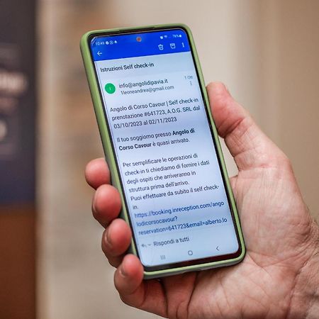 Angolo Al Ponte Micro Appartamento In Pieno Centro Павия Екстериор снимка